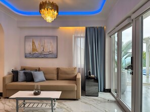 Frette Italian sheets, premium bedding, down duvets, pillow-top beds