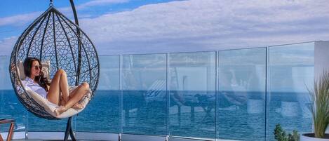 Infinity Suite with Heated Plunge Pool and Sauna - Sea view | 屋顶游泳池