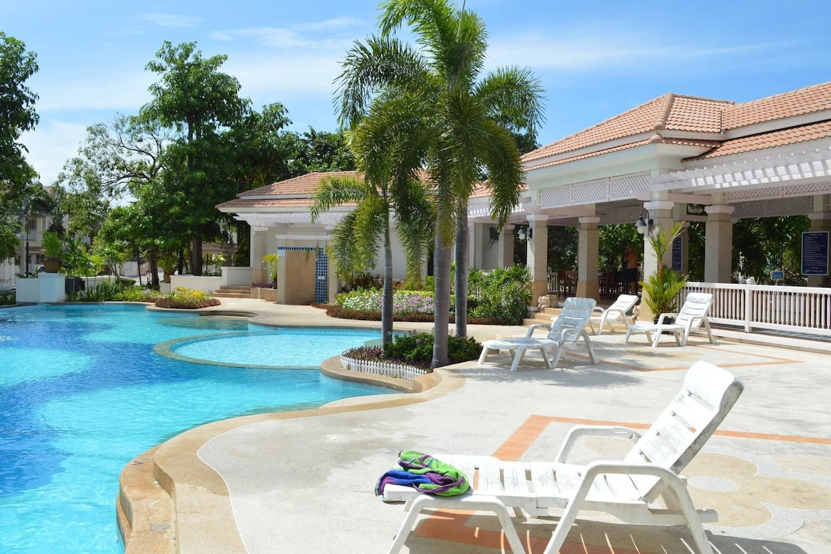 3 Bedrooms Villa Simon