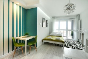 Apartamento | Roupas de cama premium, escrivaninha, quartos à prova de som