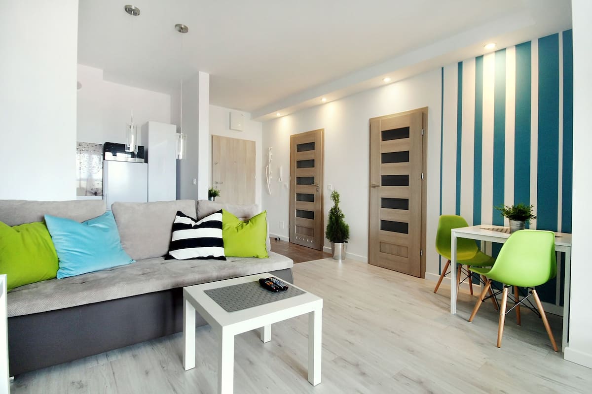 Apartment | Living area | TV