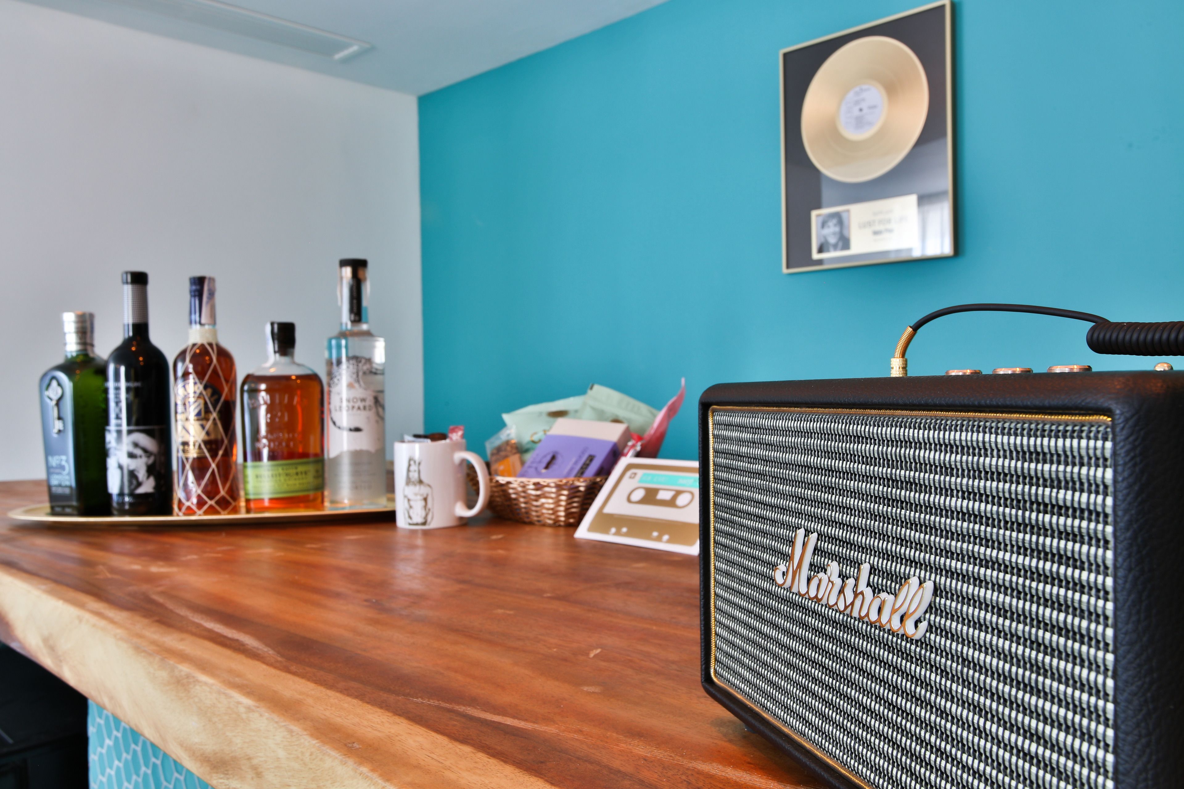 1 bedroom, in-room safe, desk, blackout curtains