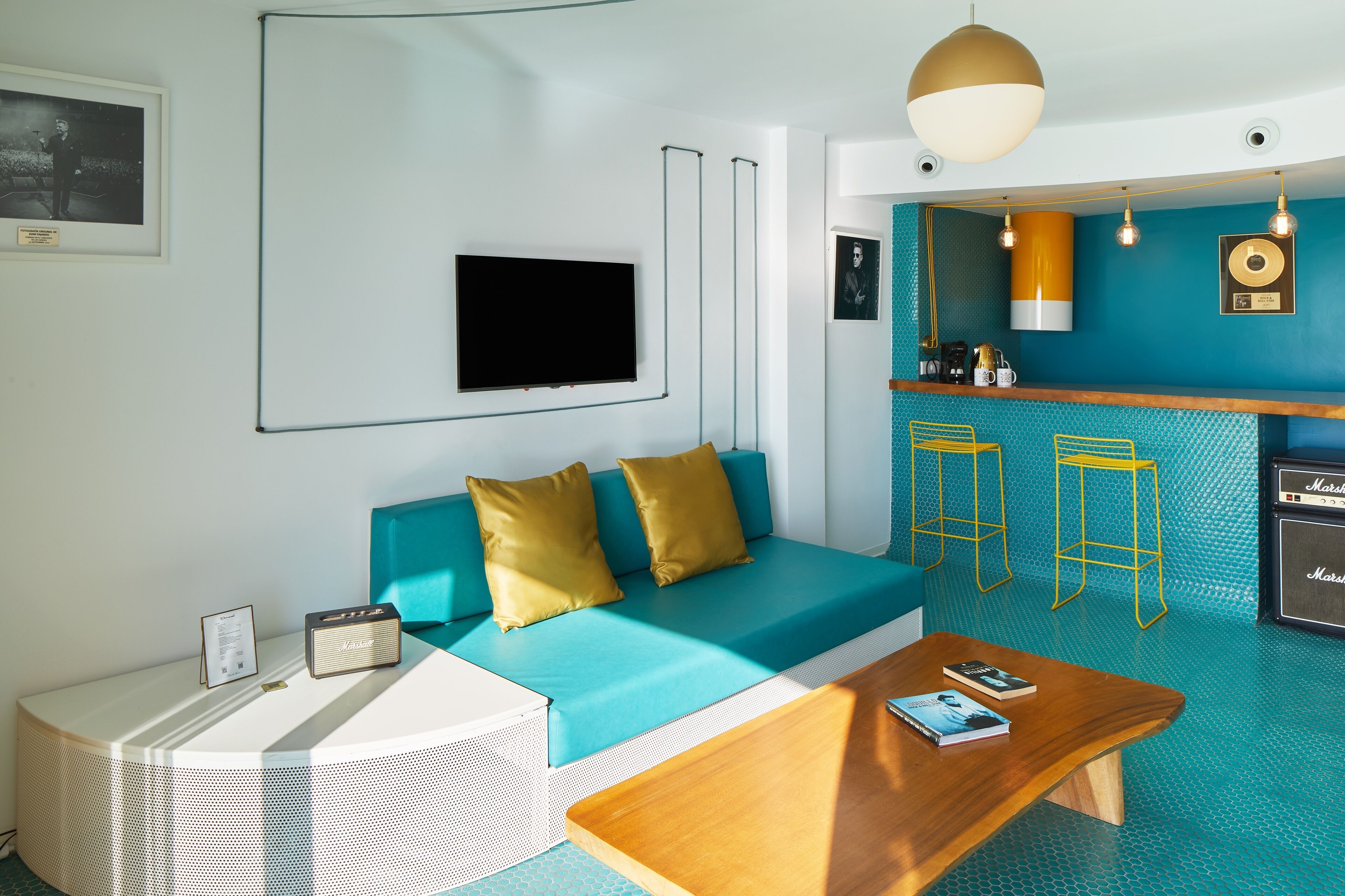 1 bedroom, in-room safe, desk, blackout curtains