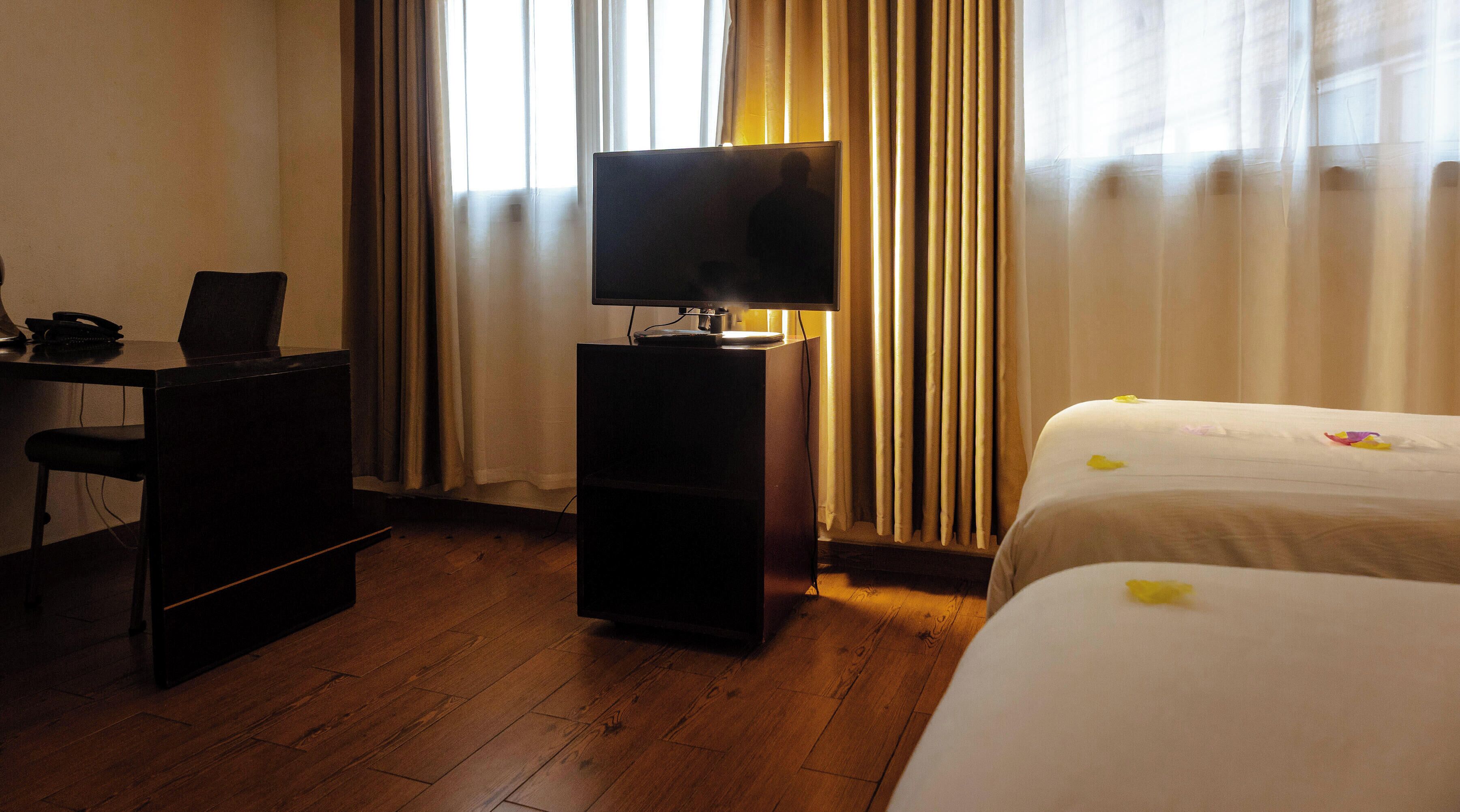 Superior Twin kamer | Luxe beddengoed, een minibar, een kluis op de kamer, een laptopwerkplek