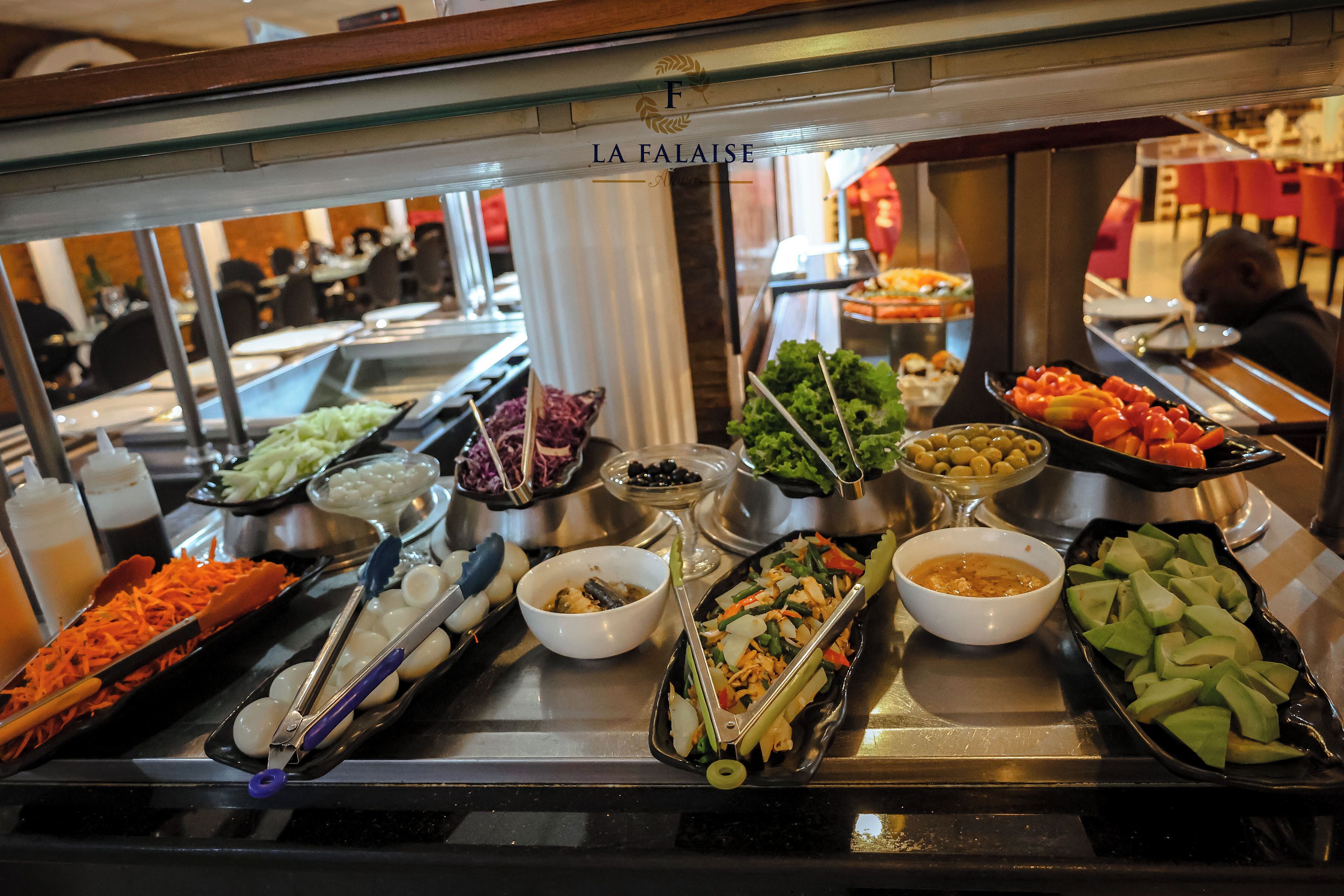 Desayuno buffet todos los días (con cargo)