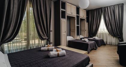 Holiday Gli Archi