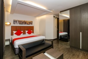 Suite | Escritorio, wifi gratis y ropa de cama 