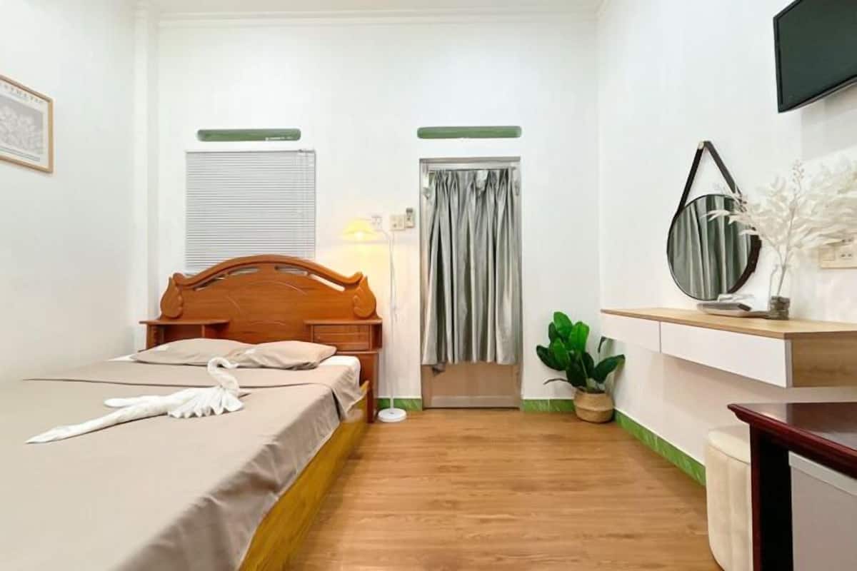 Minibar, desk, blackout curtains, soundproofing