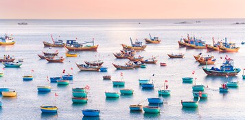 Una playa cerca, windsurf