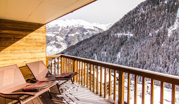 Appartement, 4 chambres, sauna | Balcon