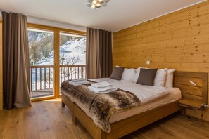 Apartment, 2 Bedrooms | 1 bedroom, Egyptian cotton sheets, premium bedding, blackout curtains - Chalet Les Rahâs Grimentz (Anniviers)