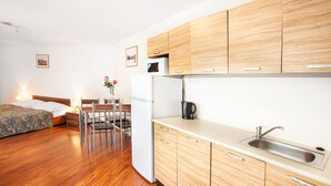 Unclassified image, 5 of 120, button - Apartment House Zizkov (Prague)