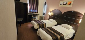 Twin Room | Desk, soundproofing, iron/ironing board, free WiFi - Hôtel Akena City Caudry (Caudry)