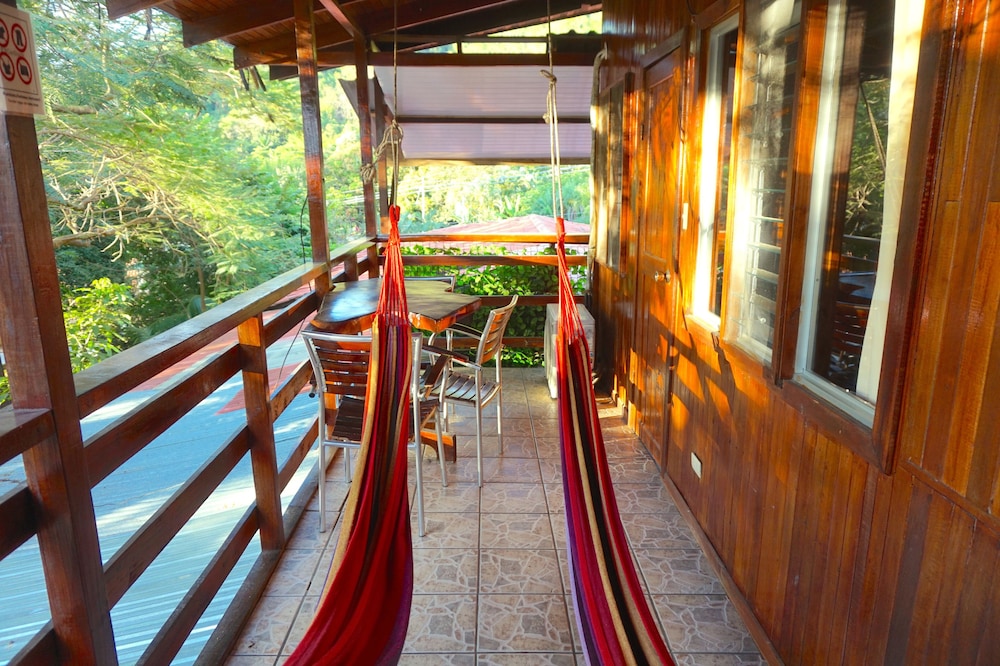 Hotel Aurora by null