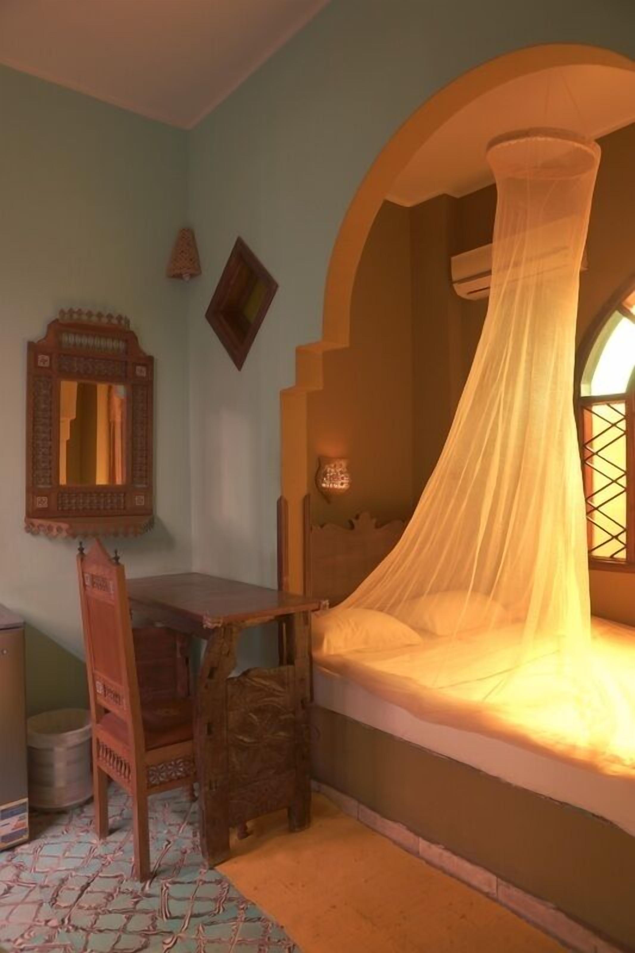 Standard Double Room, 1 Bedroom, Non Smoking | Premium bedding, in-room safe, cribs/infant beds, free WiFi