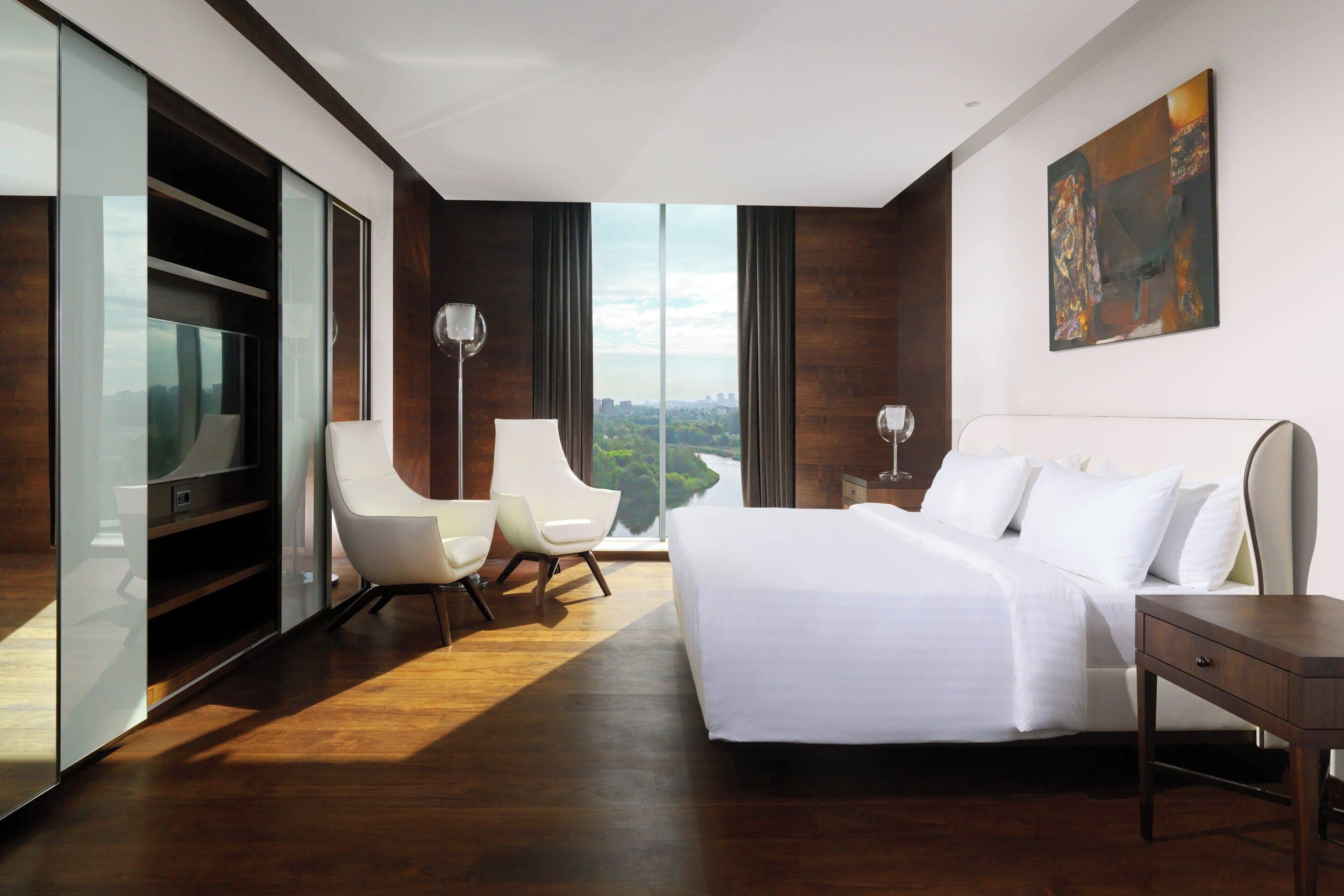 1 bedroom, minibar, in-room safe, desk