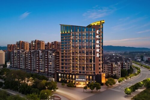 Xingyue International Hotel (Xianghuli Cultural Creative Ancient Street)