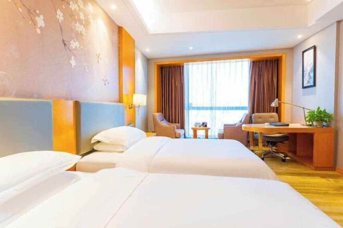 Minibar, in-room safe, iron/ironing board, alarm clocks