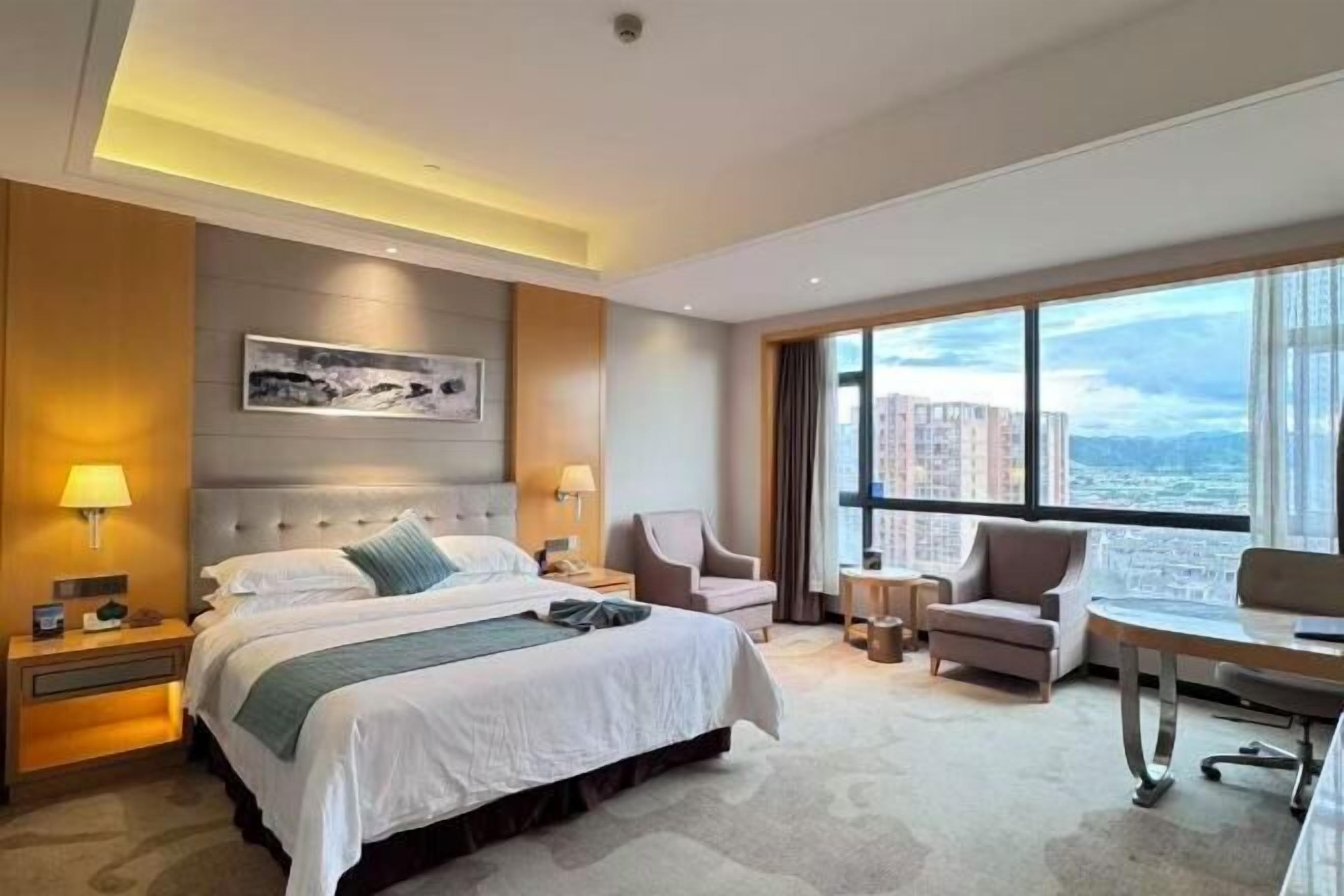 Minibar, in-room safe, iron/ironing board, alarm clocks