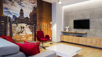 Exclusive Apartment, 1 Bedroom | Premium bedding, iron/ironing board, free cribs/infant beds, free WiFi