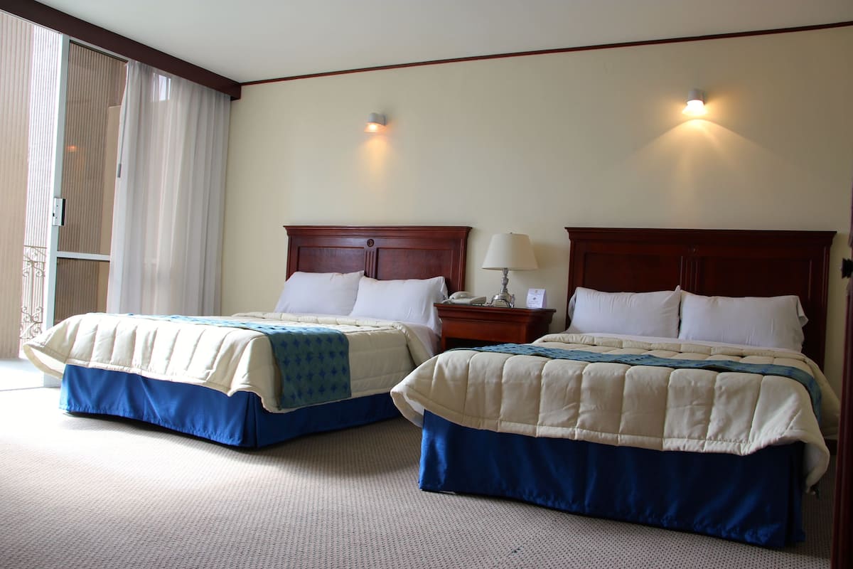 1 bedroom, hypo-allergenic bedding, down duvets, individually furnished
