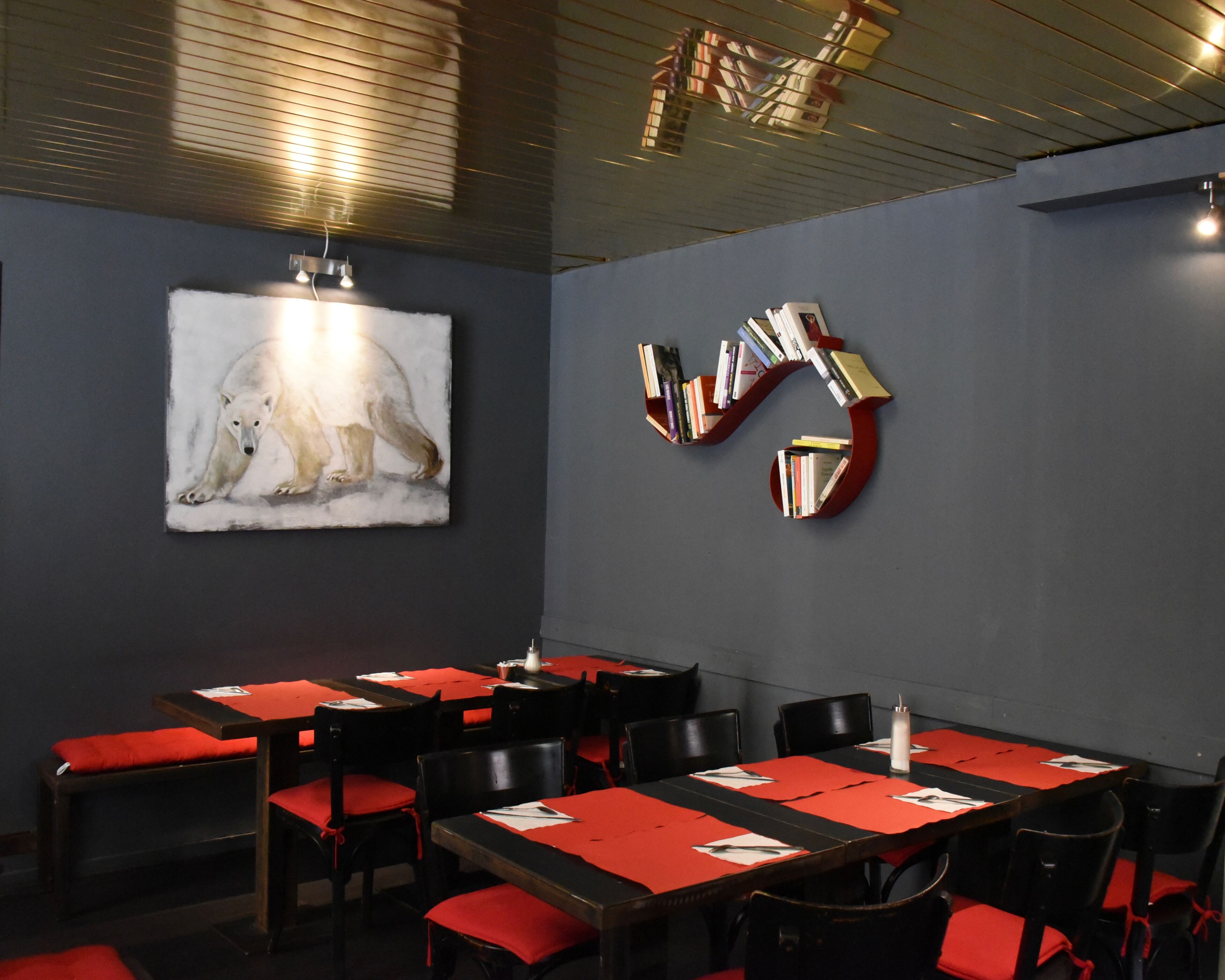 daily buffet breakfast (eur 8.00 per person)