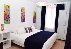 Family Room (2 interconnecting rooms) | In-room safe, desk, free cribs/infant beds, rollaway beds - Hotel de La Placette (Barcelonnette)