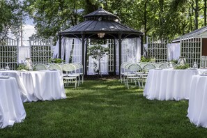 Outdoor banquet area