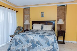 Habitación básica doble, varias camas | 1 habitación y wifi