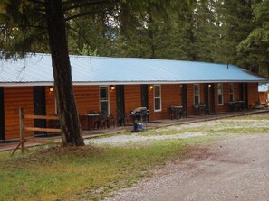Front of property - Springbrook Resort (Skookumchuck)