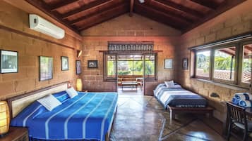 Panoramic Suite, Terrace, Mountain View