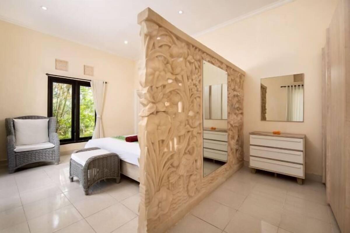 1 bedroom, minibar, in-room safe, individually decorated
