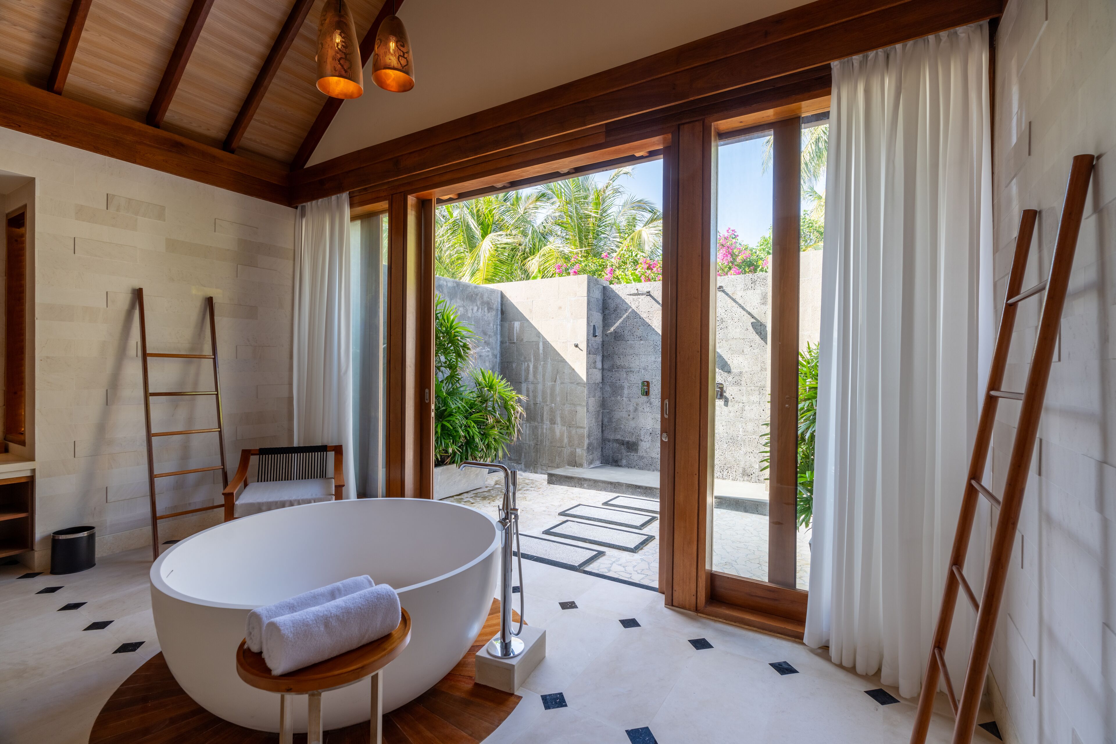 two bedrooms private velaa luxury residence | bathroom | separate bathtub and shower, deep-soaking bathtub, free toiletries