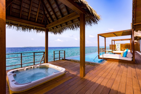 Two Bedrooms Reef Residence with Pool | View from room