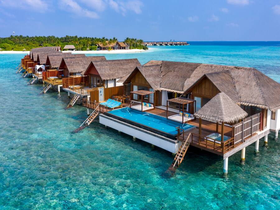 Two Bedrooms Reef Residence with Pool-15% Discount on Return Seaplane Transfer until 23rd Dec 2024 | Premium-sengetøj, senge med topmadrasser, minibar, pengeskab på værelset