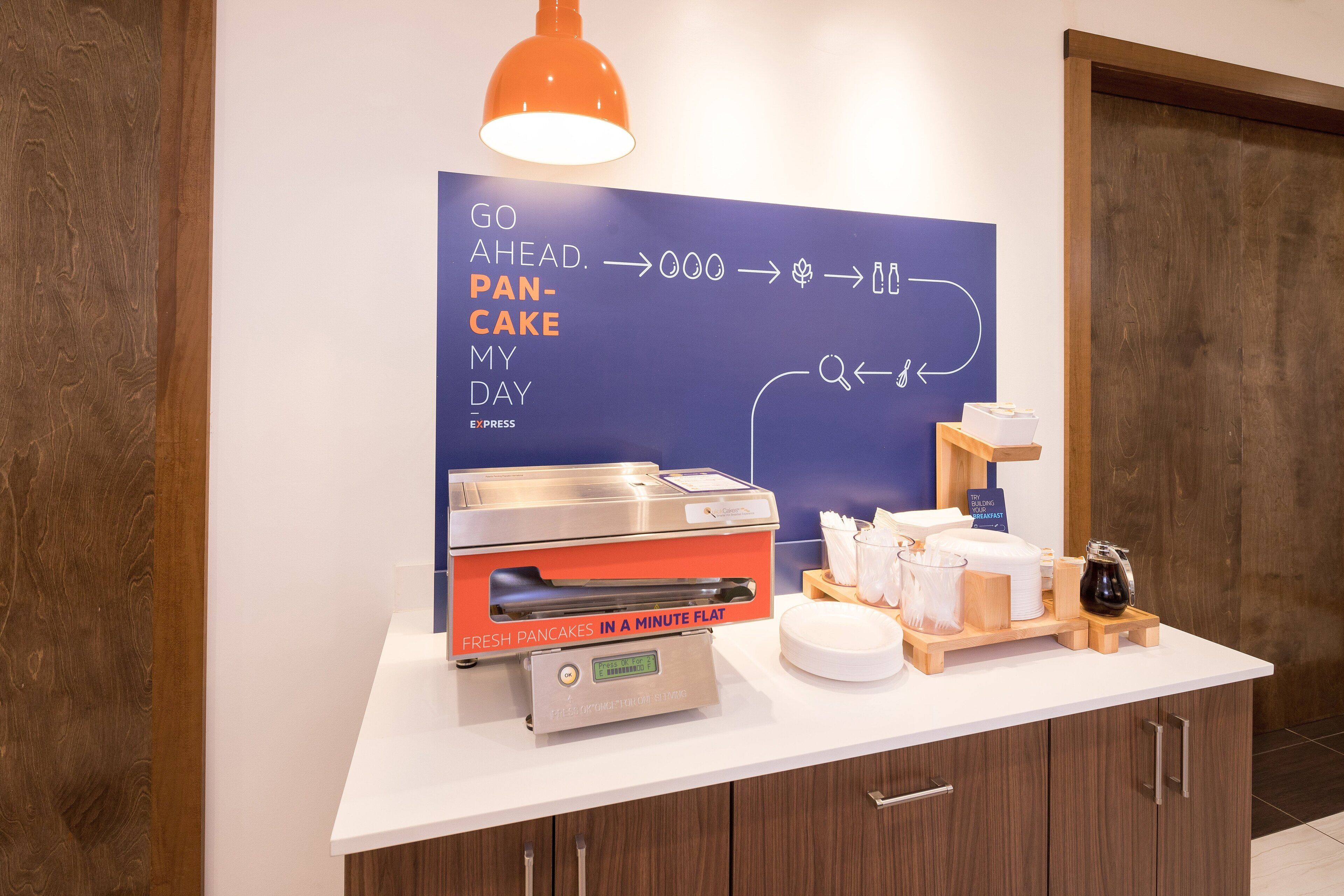 free buffet breakfast