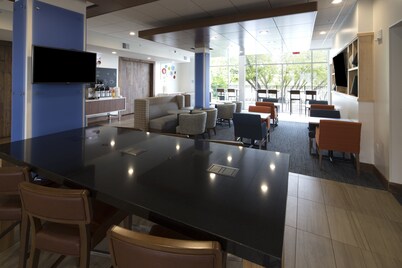 Holiday Inn Express & Suites Alpena - Downtown by IHG