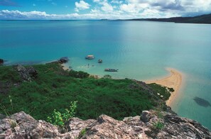 Beach - Le Flamboyant Hotel (Rodrigues Island)