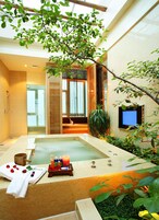 Bañera de hidromasaje interior