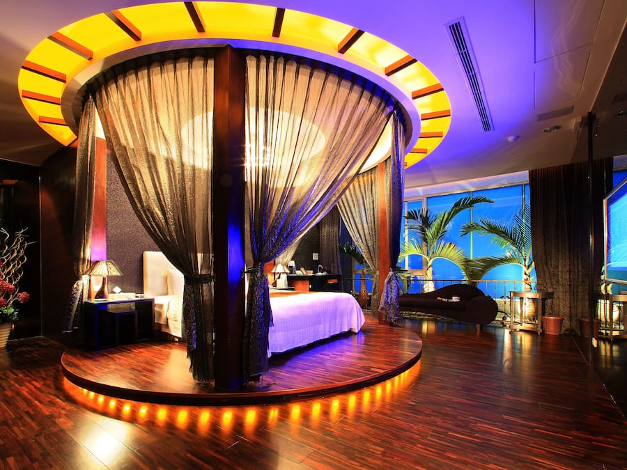 Deluxe Double Room | Premium bedding, individually decorated, blackout drapes, free WiFi