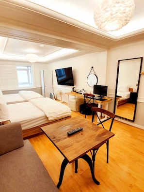 Deluxe Twin Room - Uneed Hotel (Daegu)