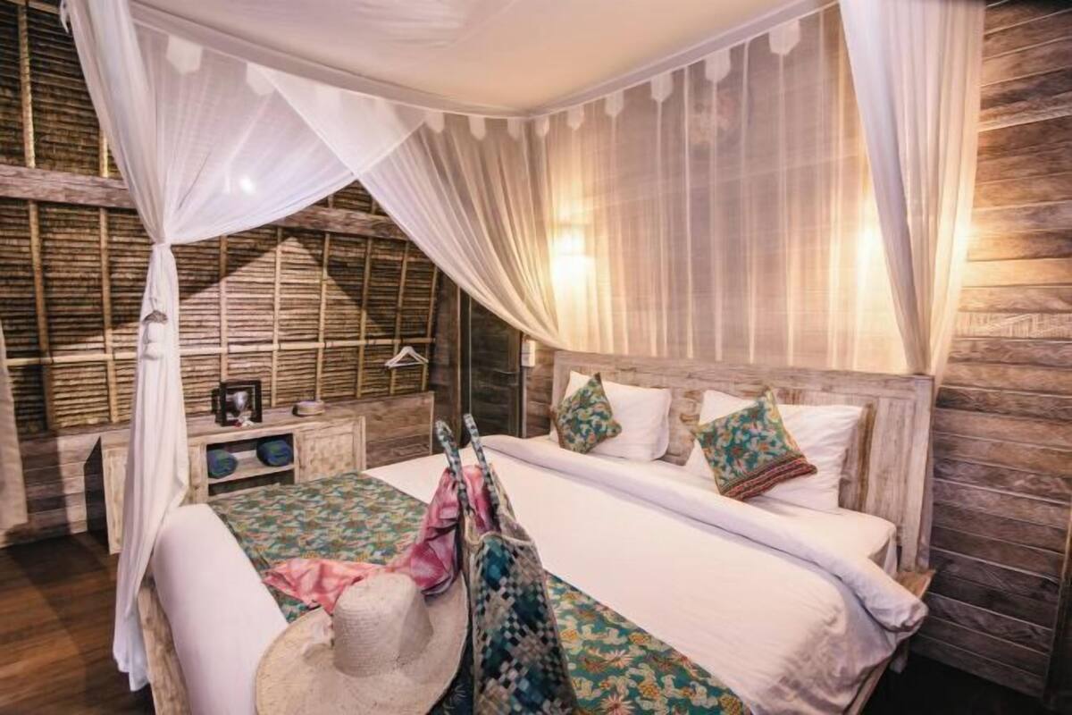 In-room safe, cribs (surcharge), rollaway beds (surcharge), WiFi (free)