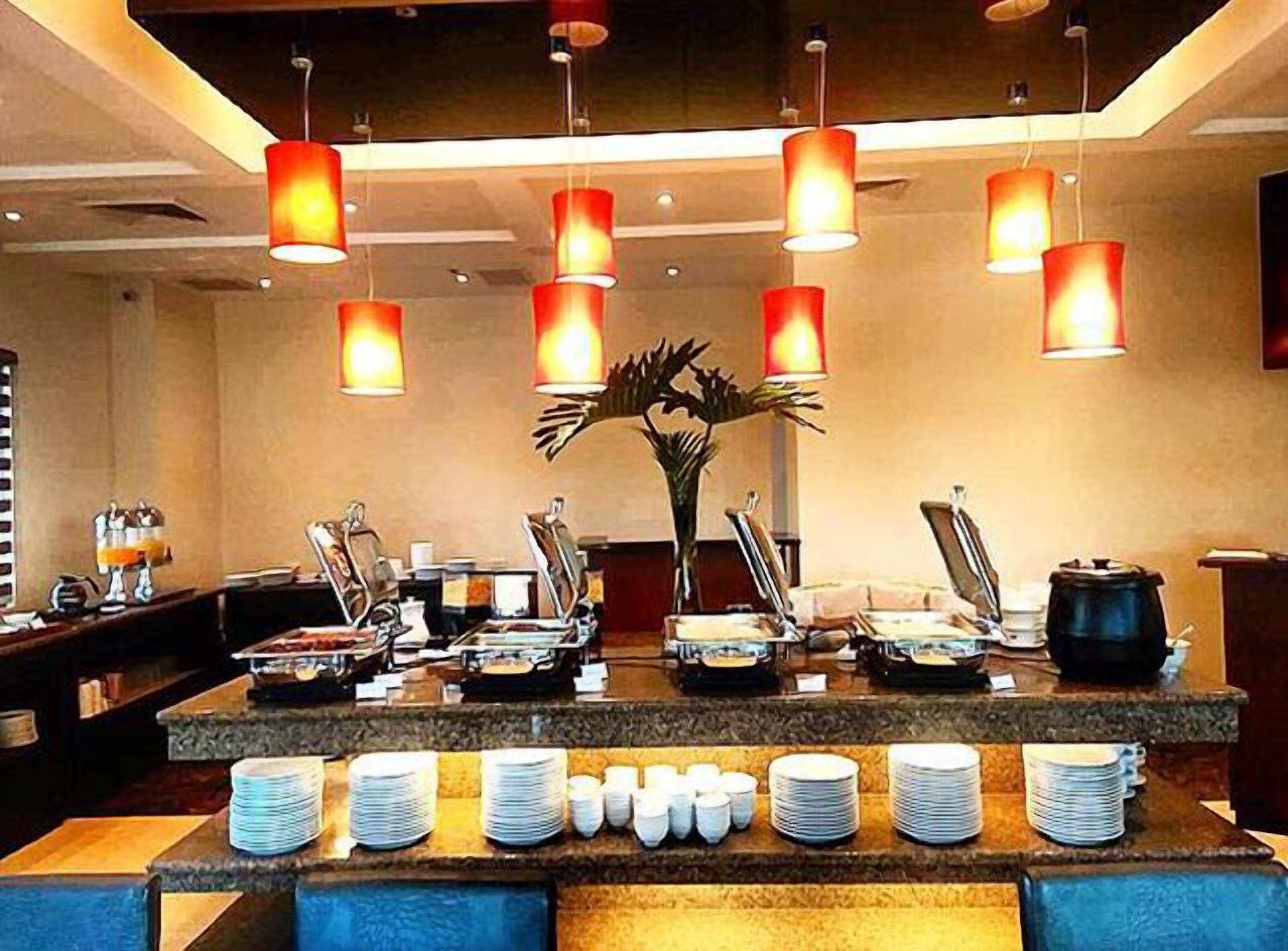 daily continental breakfast (php 385 per person)