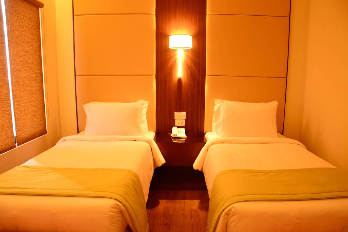 penthouse duomo | 1 bedroom, in-room safe, desk, blackout curtains