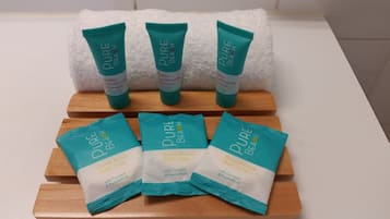 Shower, free toiletries, hair dryer, towels