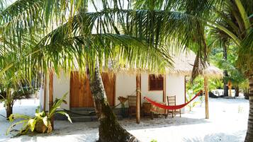 Front Beach Group Bungalow