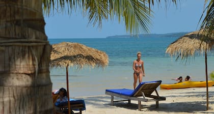 Palm Beach Bungalow Resort