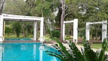 Outdoor pool, sun loungers