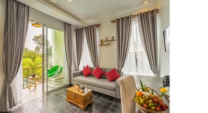 平面電視、DVD 播放機、收費電影