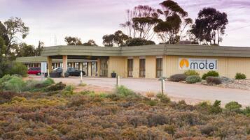 Fachada da propriedade